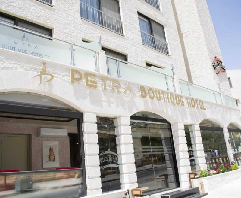 petraboutiquehotel-homepage1
